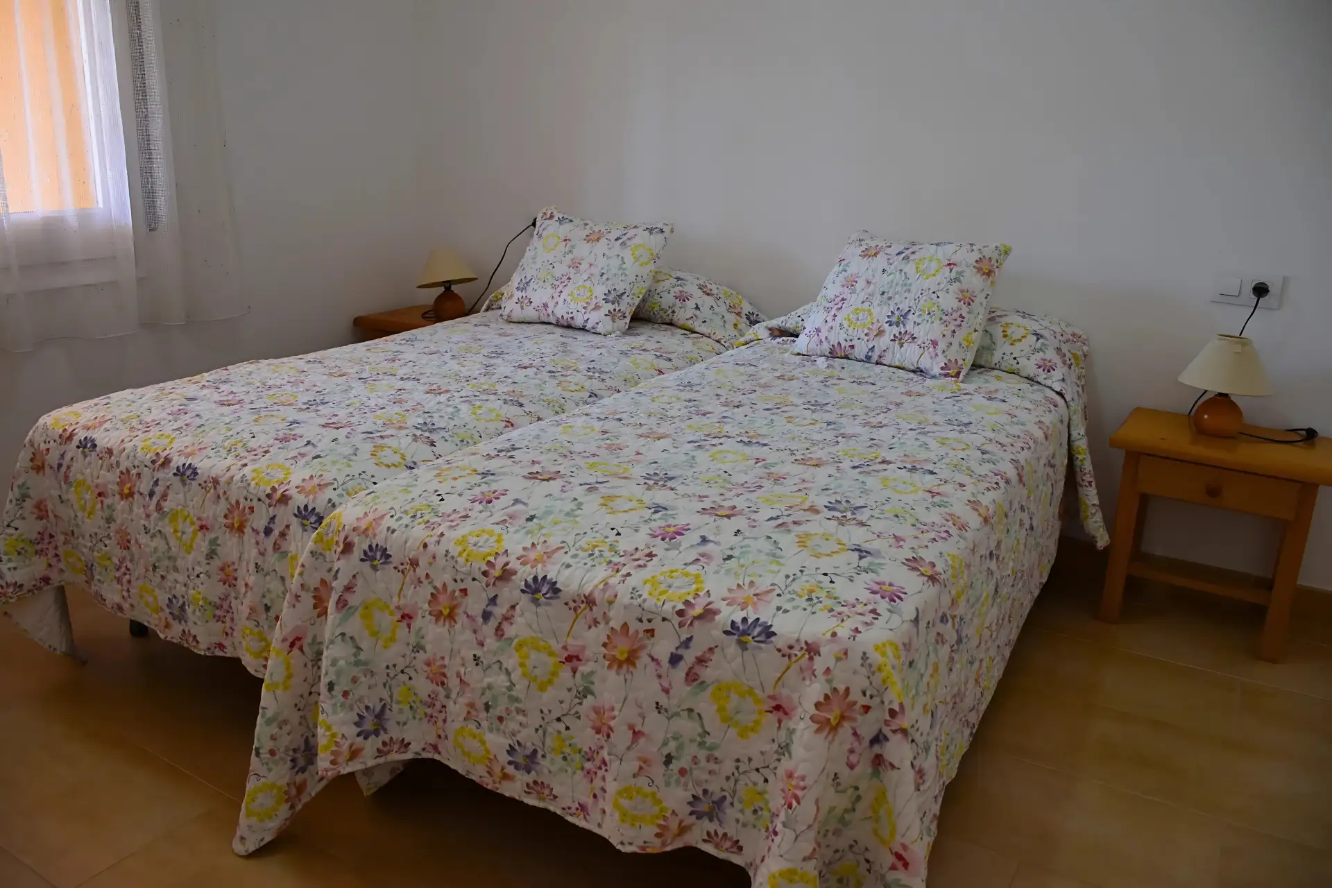 4-1-Apartamentos Les Palmeres-2 HABITACIONES "SUPERIOR" - 4 Personas