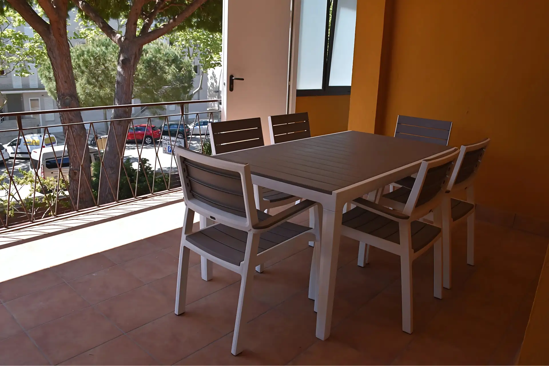 9-Apartamentos Les Palmeres-Platja d'Aro-2 HABITACIONES "SUPERIOR" - 4 Personas