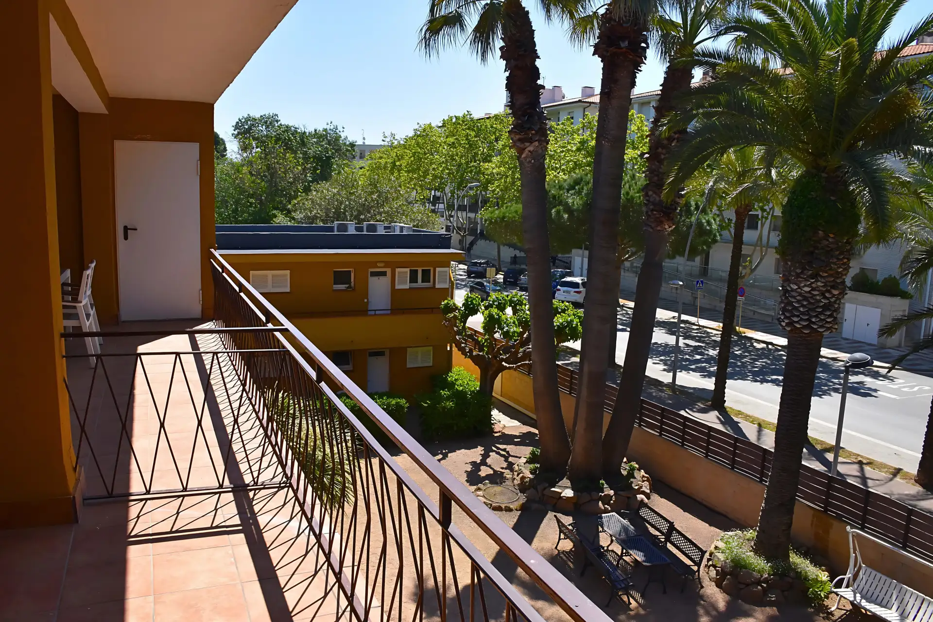 10-Apartamentos Les Palmeres-Platja d'Aro-2 HABITACIONES "SUPERIOR" - 4 Personas