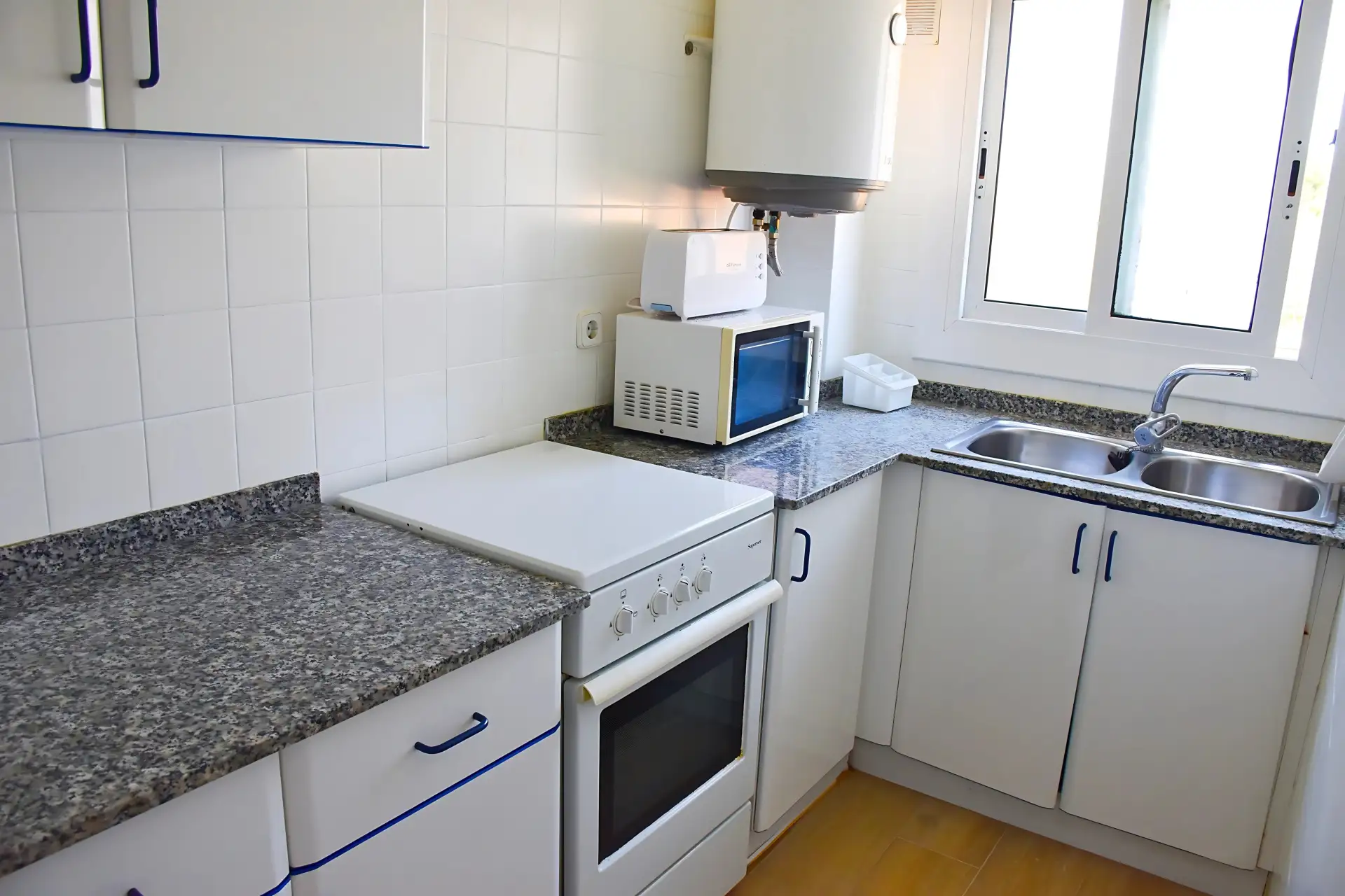 4-Apartamentos Les Palmeres Platja d'Aro-2 HABITACIONES "JARDÍN"