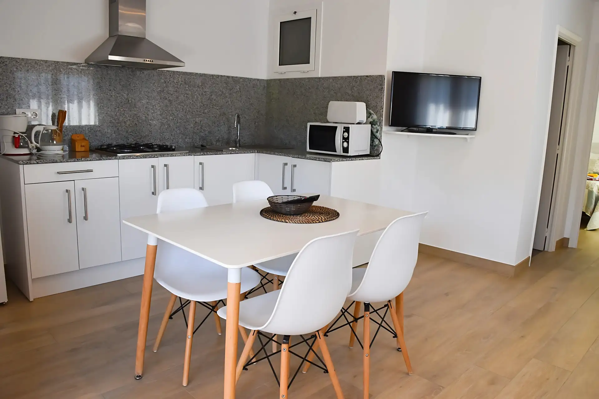 2-Apartamentos Les Palmeres Platja d'Aro-1 HABITACIÓN "PREMIUM" - 3 Personas